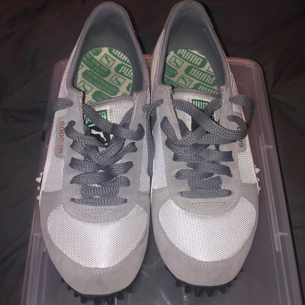 Mens Puma track shoes